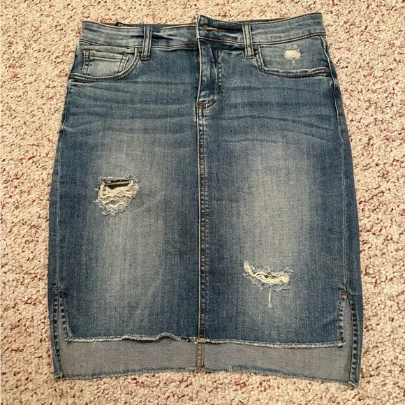 Kut from the Kloth Blue Distressed Denium Skirt - Picture 1 of 6